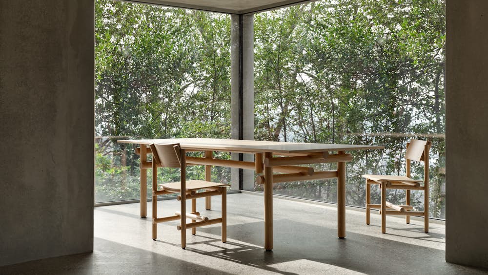 Muecke Dining Collection in oak