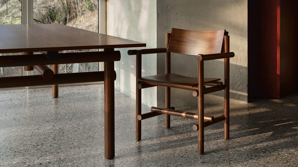 Muecke Dining Collection in walnut