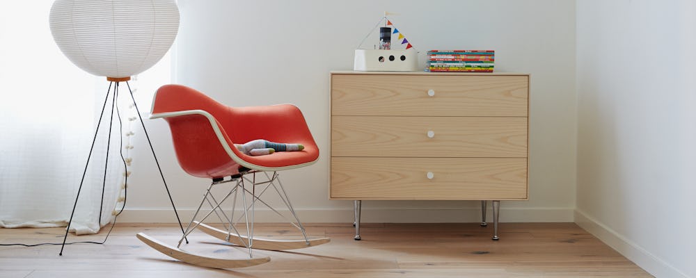 Nelson dresser