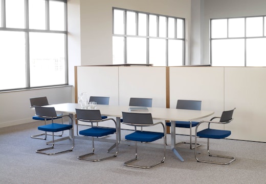Dividends Horizon conference table